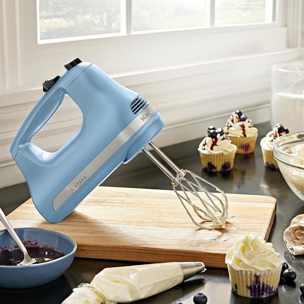 brand new in box BLUE VELVET KitchenAid Ultra Power 5-Speed Hand Mixer - Picture 9 of 13